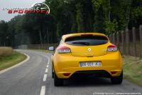 megane_rs275_trophy_02.jpg