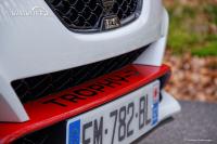 renault-megane4-rs-trophy-r_06.jpg