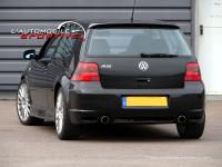 vw_golf4_r32_06.jpg