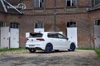 volkswagen_golf_8_r_20_14.jpg