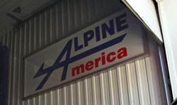 logo alpine america