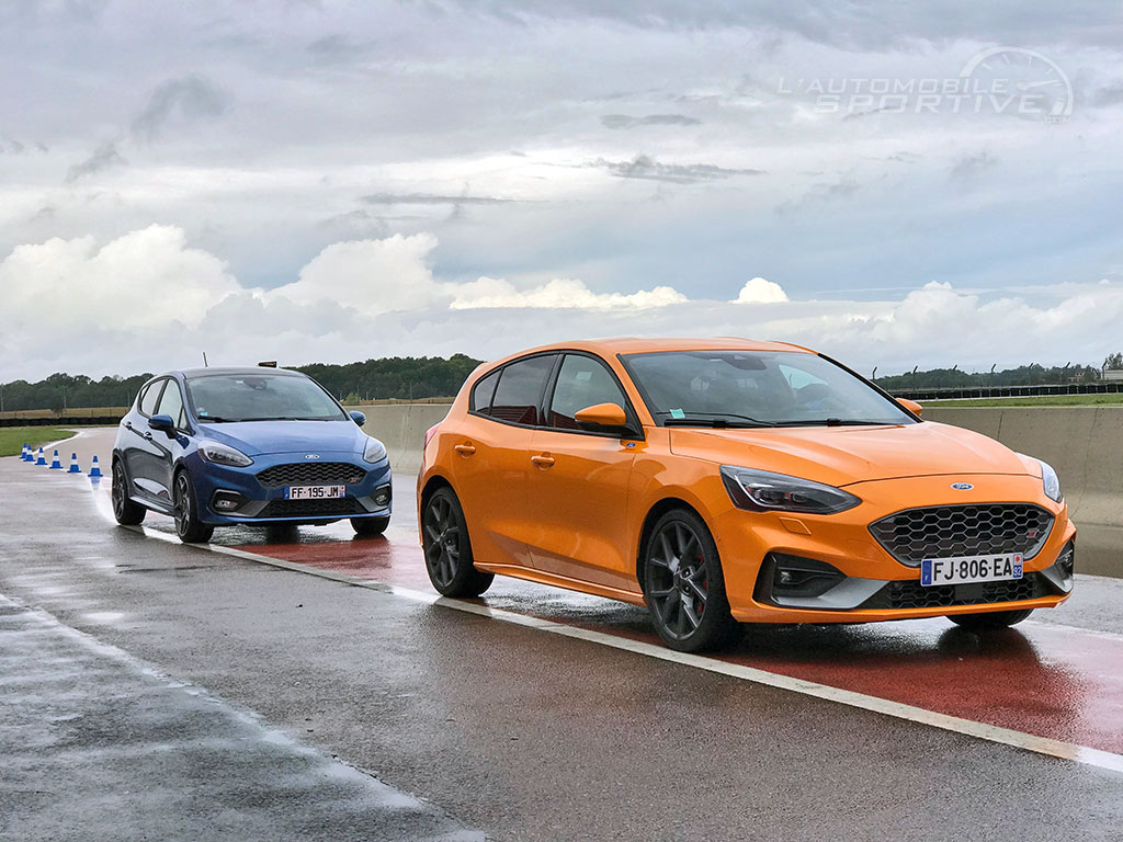 ford performance days 2019 focus st fiesta st ecoboost circuit